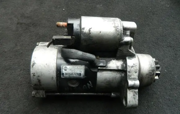 Nissan Almera N16 Starter motor 23300WD001 M008T71371