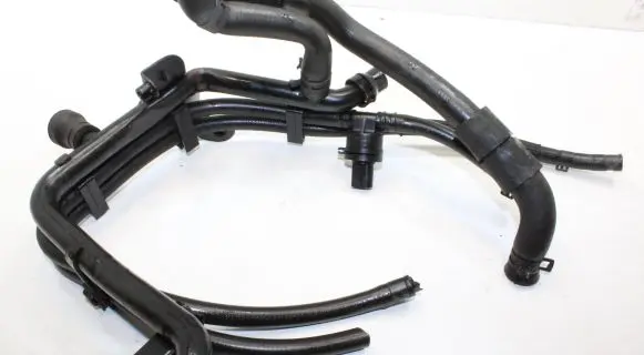 Audi A4 S4 B7 8E 8H Engine coolant pipe/hose