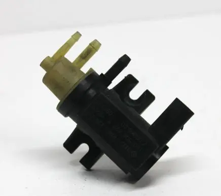 Audi A4 S4 B7 8E 8H Turbo solenoid valve 1K0906627A