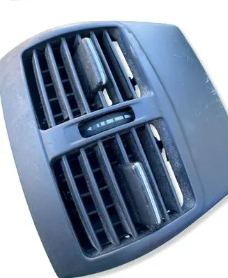 Mercedes-Benz E W212 Rear air vent grill A2128300954 2128300954