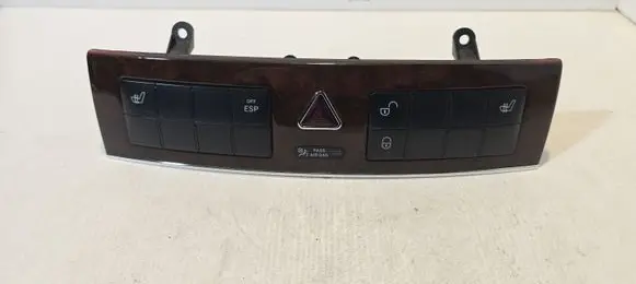 Mercedes-Benz C W203 Hazard light switch 2038702910