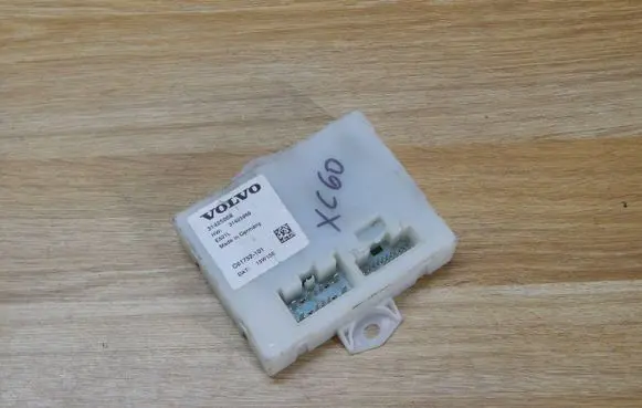 Volvo XC60 Tailgate/trunk control unit/module 31425968 31425969