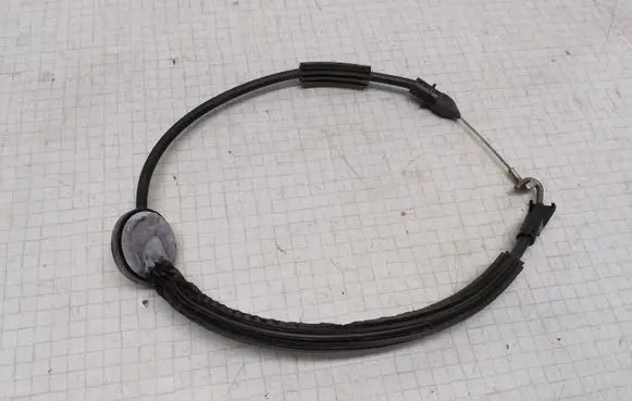 Volkswagen PASSAT B5.5 Rear door cable line 