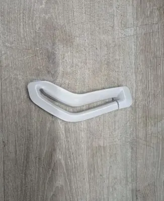Volvo V70 Seat belt trim 