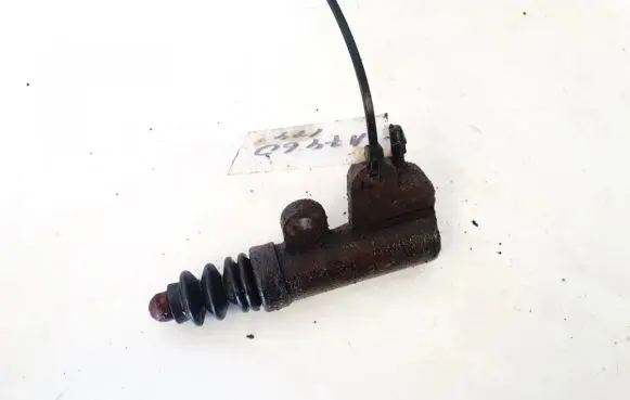 Mazda 626 Clutch master cylinder
