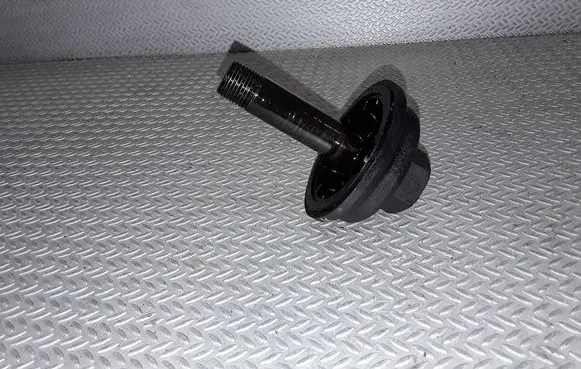 Volkswagen PASSAT B5.5 Oil filter cover 021117061B