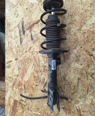 Suzuki Swift III Front shock absorber/damper 41601-53R00