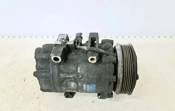Volvo V50 Air conditioning (A/C) compressor (pump)