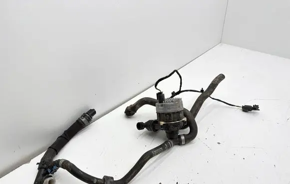 Mercedes-Benz C W206 Electric auxiliary coolant/water pump A0005003800