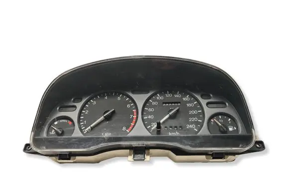 Ford Mondeo MK I Speedometer (instrument cluster) 93BB10C956CA