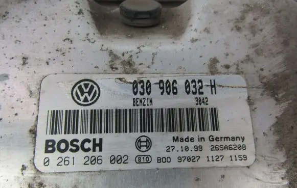 Volkswagen Polo III 6N 6N2 6NF Engine control unit/module ECU 030906032H