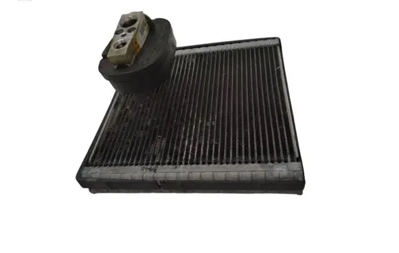 Volkswagen PASSAT B8 Air conditioning (A/C) radiator (interior) 5Q0816679B CZ4475005211
