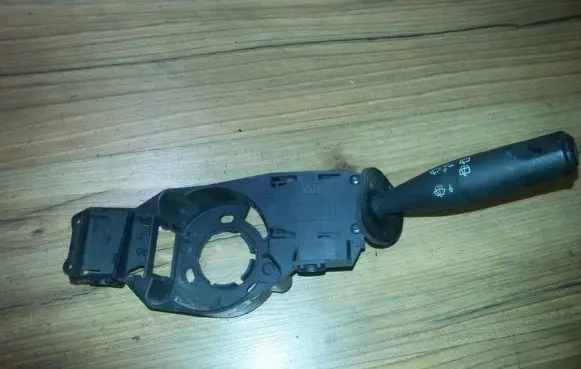 Citroen Berlingo Wiper control stalk 96049597l