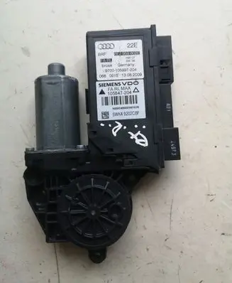 Seat Exeo (3R) Front door window regulator motor 8E2959802E