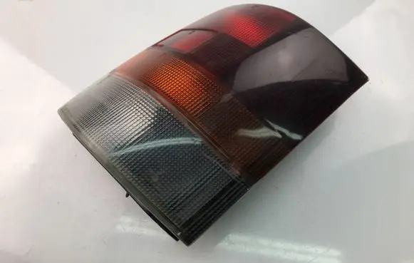 Subaru Legacy Rear/tail lights 43255042