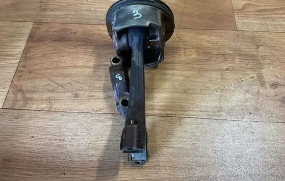 BMW 5 E60 E61 Piston with connecting rod 082229