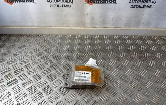 Nissan Primera Airbag control unit/module 98820AV21A