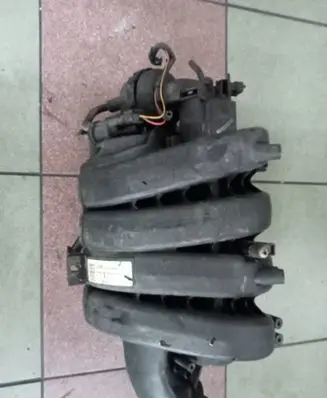 Opel Vectra C Intake manifold 55563686 009082 1024720S01