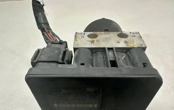 Ford Focus ABS Pump 3M512C405HA 10020601724