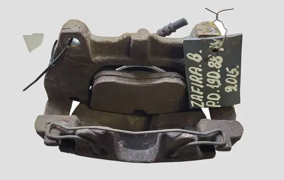 Opel Zafira B Front brake caliper