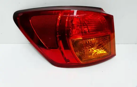Lexus IS 220D-250-350 Rear/tail lights
