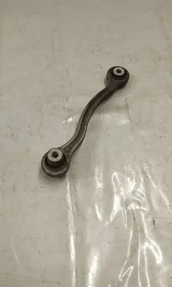 Mercedes-Benz C W205 Rear control arm A20402