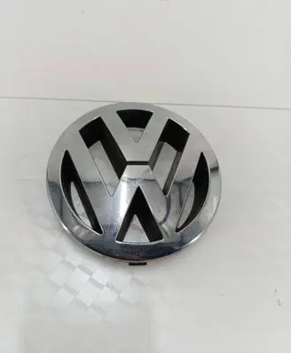 Volkswagen Touareg I Manufacturer badge logo/emblem 7L6853601A