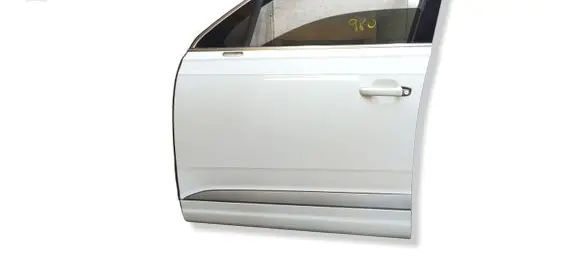 Audi Q7 4M Front door 