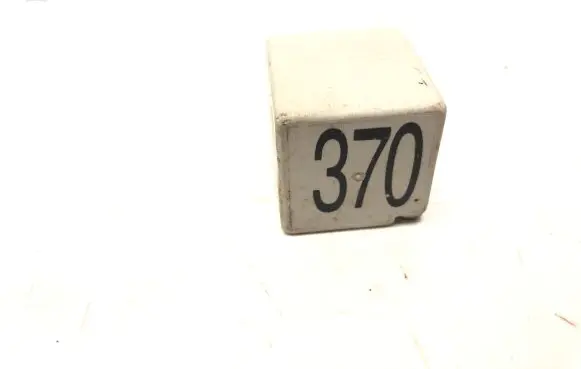 Audi A6 S6 C6 4F Other relay 8D0951253