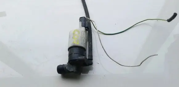 Peugeot 607 Windscreen/windshield washer pump 9641553880