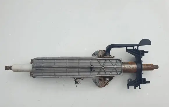 BMW X3 F25 Steering wheel axle 6854046 666794 11081600050