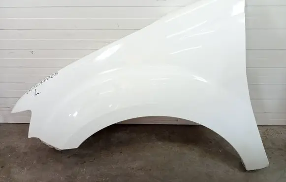 Mitsubishi Outlander Fender OUTLBLOTNIK