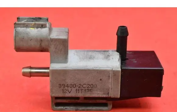Hyundai Genesis Vacuum valve 394002C200