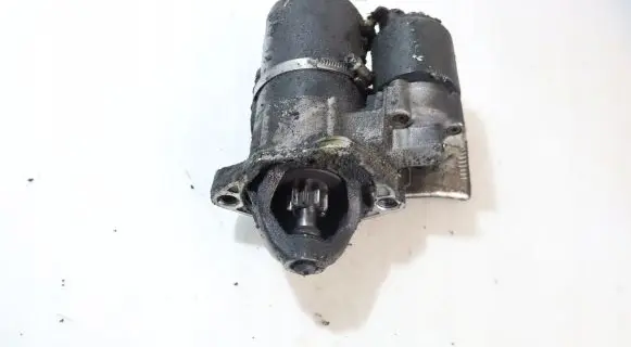 Volkswagen PASSAT B5.5 Starter motor