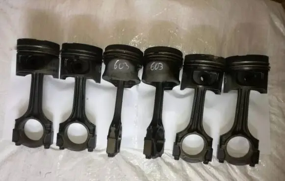 Mercedes-Benz E W124 Piston with connecting rod 6010301117