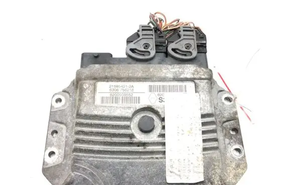 Renault Scenic II - Grand scenic II Engine control unit/module ECU 8200509552