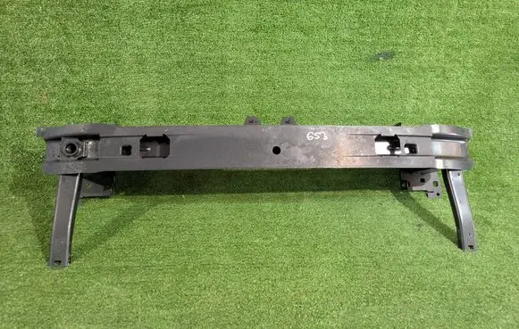 Volkswagen PASSAT B8 Front bumper support beam