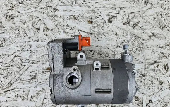Cupra Formentor Air conditioning (A/C) compressor (pump)