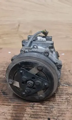 Volvo S40 Air conditioning (A/C) compressor (pump) 36000270