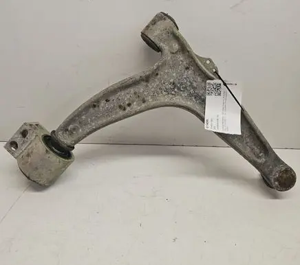 Opel Vectra C Front lower control arm/wishbone