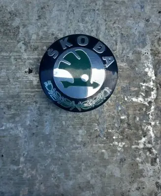 Skoda Felicia II Original wheel cap 5JA601151A