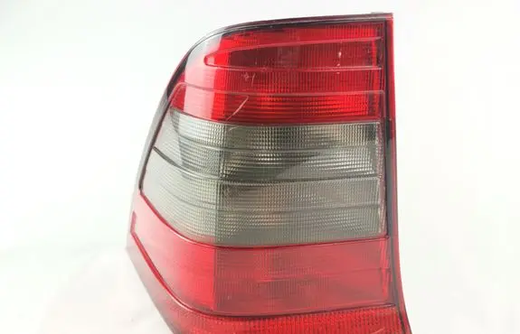 Mercedes-Benz C W202 Rear/tail lights 2028203904 146531