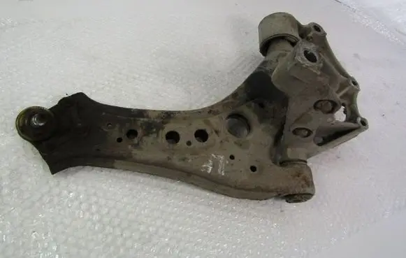 Volkswagen Polo III 6N 6N2 6NF Front lower control arm/wishbone 6Q0199294D