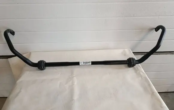 BMW 5 G30 G31 Front anti-roll bar/sway bar 6873465 2729504