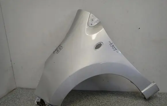 Nissan Pixo Fender