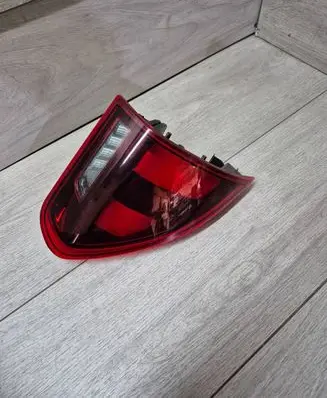 Peugeot 2008 I Rear/tail lights 9814758480