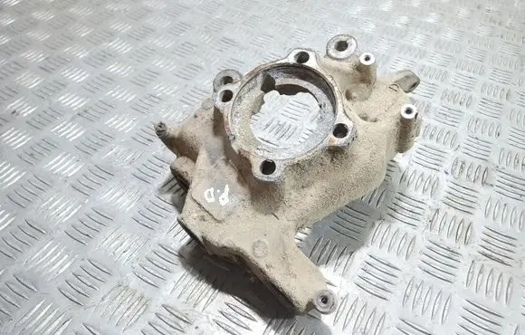 BMW 5 E39 Front wheel hub spindle knuckle