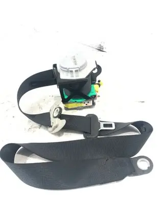 Toyota Auris 150 Front seatbelt 045555 F101P