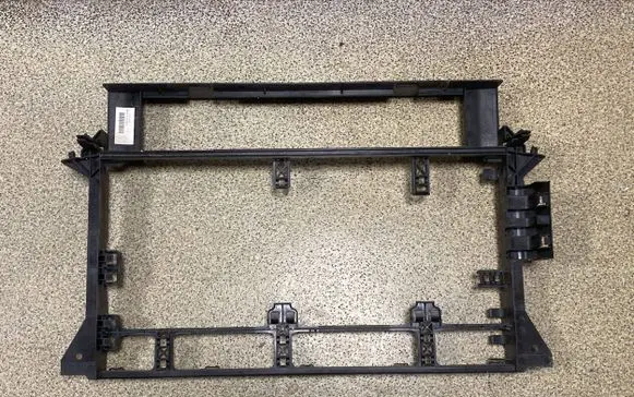 BMW 5 E39 Radiator support slam panel 17112247356