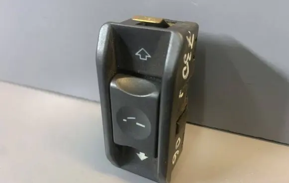 BMW 7 E65 E66 Sunroof switch 6942068